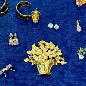 Vintage costume Jewelry LOT Pearl CZ diamond studs Lady Remington pink